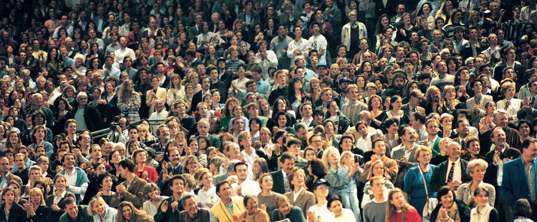 The Palexpo crowd on its feet, 21 April 1996