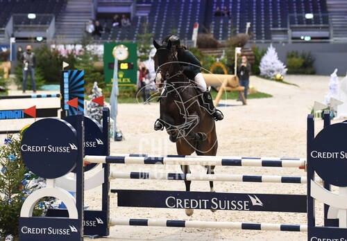 Optimized by JPEGmini 3.18.4.211163429-AP 0x12235d35