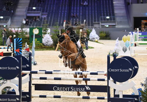 Optimized by JPEGmini 3.18.4.211163429-AP 0x12235d35