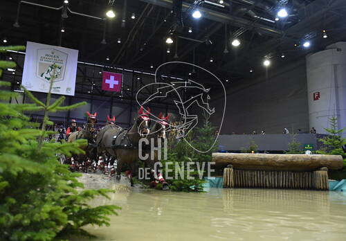 Optimized by JPEGmini 3.18.4.211163429-AP 0x6a85d40d