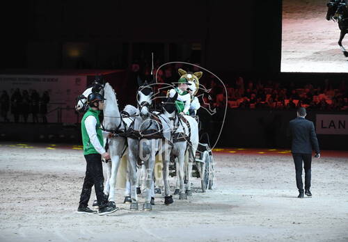 Optimized by JPEGmini 3.18.4.211163429-AP 0x96038ac2