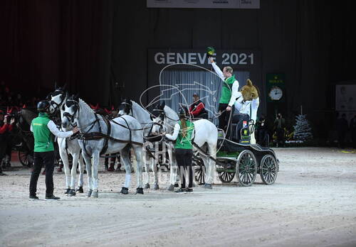 Optimized by JPEGmini 3.18.4.211163429-AP 0xdc1a0f64