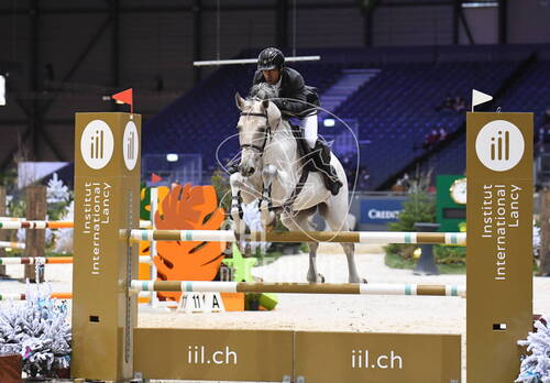 Optimized by JPEGmini 3.18.4.211163429-AP 0xc631d6c8