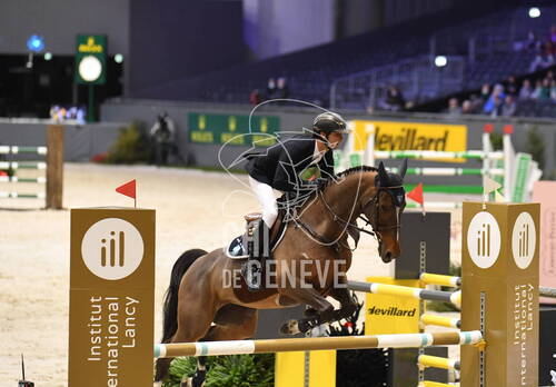 Optimized by JPEGmini 3.18.4.211163429-AP 0x70527e76