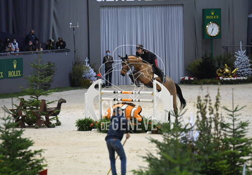 Optimized by JPEGmini 3.18.4.211163429-AP 0x61c081a7