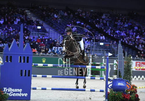 Optimized by JPEGmini 3.18.4.211163429-AP 0x7b8211b2