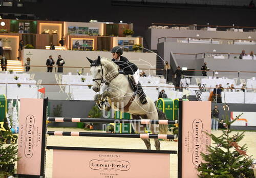 Optimized by JPEGmini 3.18.4.211163429-AP 0xbf2fe5ff