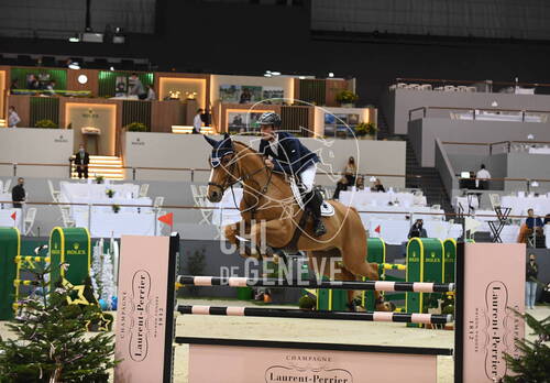 Optimized by JPEGmini 3.18.4.211163429-AP 0xe3bc283c