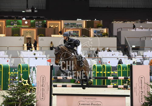 Optimized by JPEGmini 3.18.4.211163429-AP 0x7c362d53