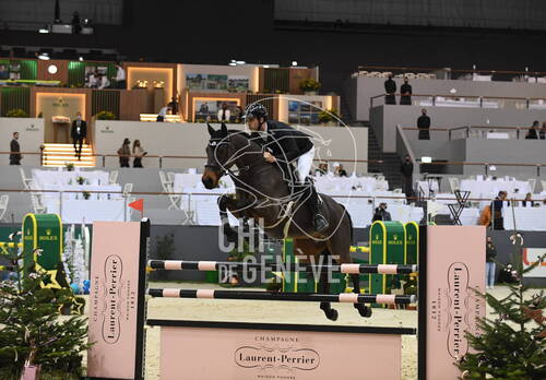 Optimized by JPEGmini 3.18.4.211163429-AP 0xa4b0acf1