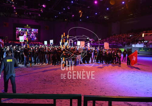 Optimized by JPEGmini 3.18.4.211163429-AP 0x2980a40f