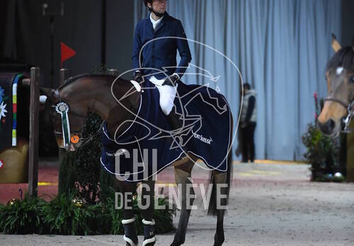 Optimized by JPEGmini 3.18.4.211163429-AP 0xff410486