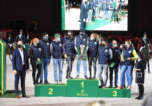 Optimized by JPEGmini 3.18.4.211163429-AP 0x69e63737