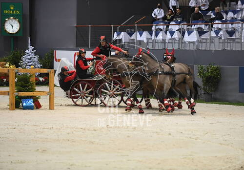 Optimized by JPEGmini 3.18.4.211163429-AP 0x84300865