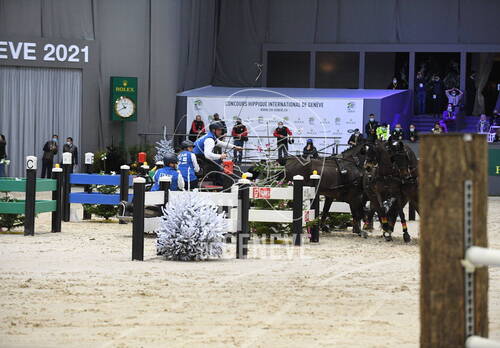 Optimized by JPEGmini 3.18.4.211163429-AP 0xd039b0cb