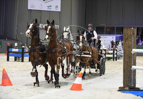 Optimized by JPEGmini 3.18.4.211163429-AP 0xd039b0cb