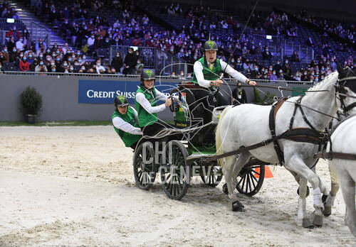 Optimized by JPEGmini 3.18.4.211163429-AP 0x4ad4689f