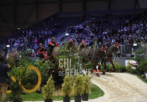 Optimized by JPEGmini 3.18.4.211163429-AP 0x42247db9