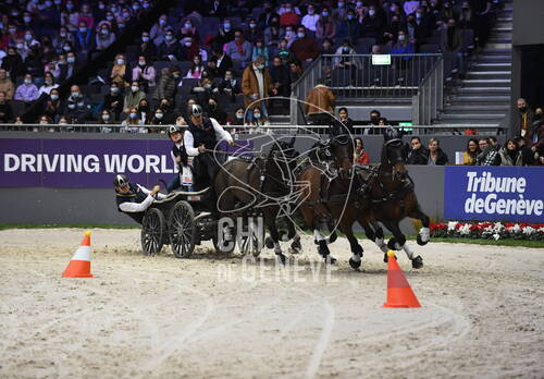 Optimized by JPEGmini 3.18.4.211163429-AP 0x9c8154c9