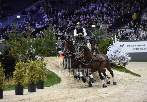 Optimized by JPEGmini 3.18.4.211163429-AP 0xa2b3e5b3