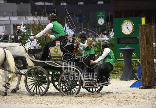 Optimized by JPEGmini 3.18.4.211163429-AP 0x62011704