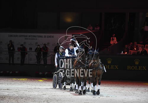 Optimized by JPEGmini 3.18.4.211163429-AP 0x3fa05a62