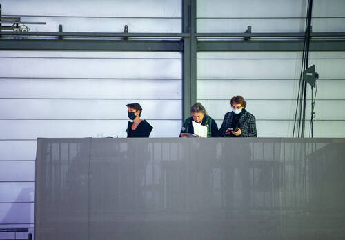 Optimized by JPEGmini 3.18.4.211163429-AP 0x8c98a766