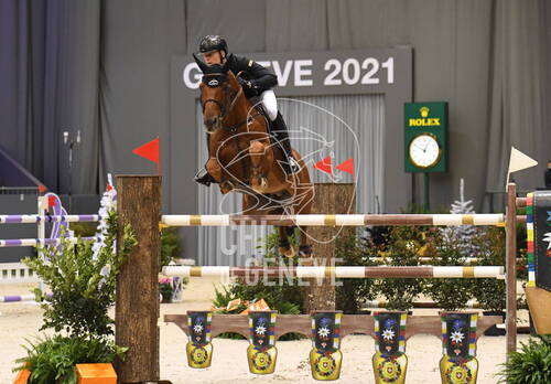 Optimized by JPEGmini 3.18.4.211163429-AP 0x3f5854c1