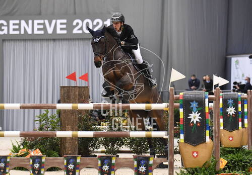 Optimized by JPEGmini 3.18.4.211163429-AP 0xbf2fe5ff