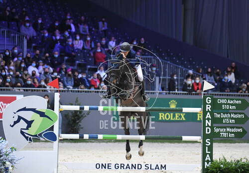 Optimized by JPEGmini 3.18.4.211163429-AP 0x0eb57e77