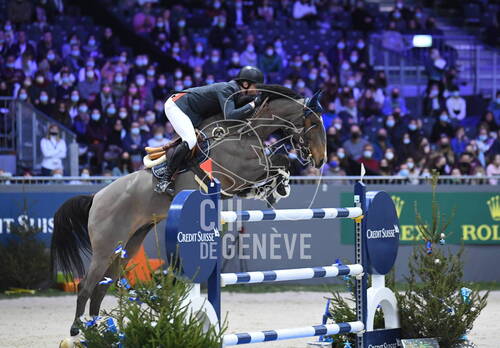 Optimized by JPEGmini 3.18.4.211163429-AP 0x5247e67d