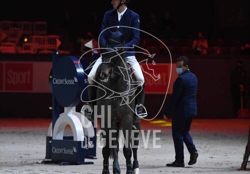 Optimized by JPEGmini 3.18.4.211163429-AP 0xca7a3d30