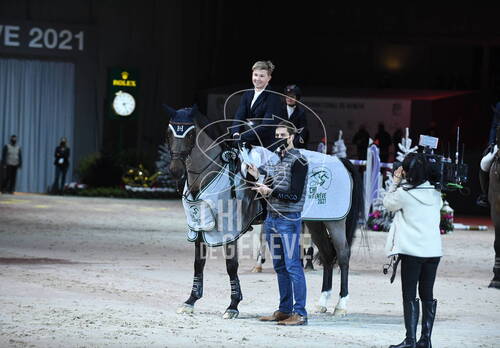 Optimized by JPEGmini 3.18.4.211163429-AP 0x98784877