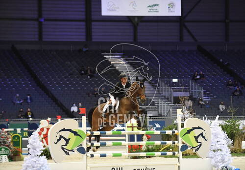 Optimized by JPEGmini 3.18.4.211163429-AP 0x53131c8b