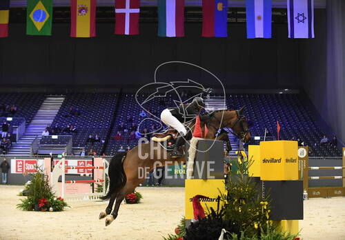 Optimized by JPEGmini 3.18.4.211163429-AP 0x59471132