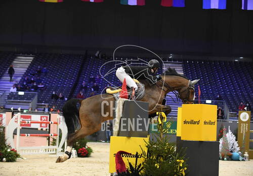 Optimized by JPEGmini 3.18.4.211163429-AP 0x53131c8b