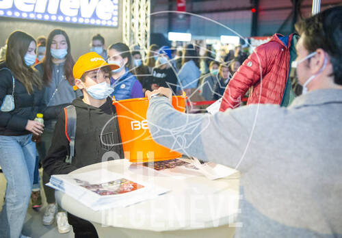 Optimized by JPEGmini 3.18.4.211163429-AP 0xddcb243d