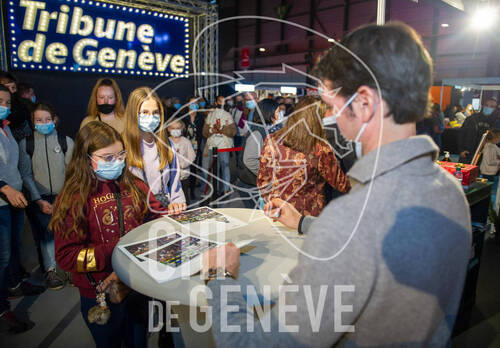 Optimized by JPEGmini 3.18.4.211163429-AP 0xd8fe01ff