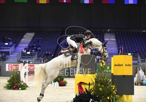 Optimized by JPEGmini 3.18.4.211163429-AP 0xe54d9a4e