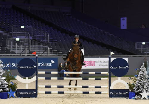 Optimized by JPEGmini 3.18.4.211163429-AP 0x3c479f87