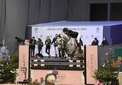 Optimized by JPEGmini 3.18.4.211163429-AP 0xc34bf9d0