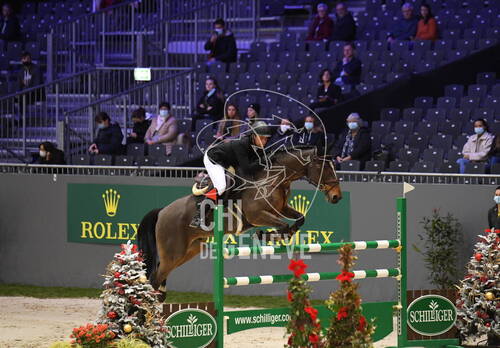 Optimized by JPEGmini 3.18.4.211163429-AP 0x3cd1a35f