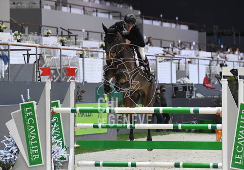 Optimized by JPEGmini 3.18.4.211163429-AP 0x32f654f8