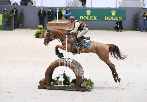 Optimized by JPEGmini 3.18.4.211163429-AP 0xce45deb3