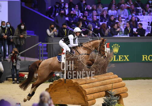 Optimized by JPEGmini 3.18.4.211163429-AP 0x359f2a38