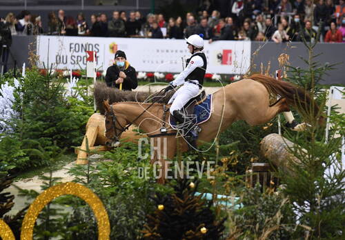 Optimized by JPEGmini 3.18.4.211163429-AP 0x44d10d3a