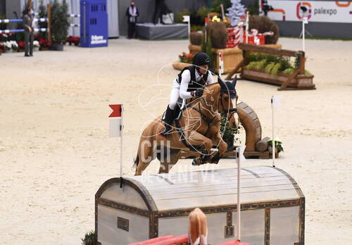 Optimized by JPEGmini 3.18.4.211163429-AP 0xce49cced