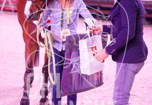 Optimized by JPEGmini 3.18.4.211163429-AP 0xe51c4ddf