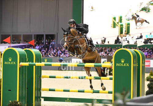 Optimized by JPEGmini 3.18.4.211163429-AP 0x8e9173e8