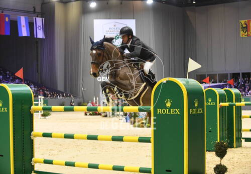 Optimized by JPEGmini 3.18.4.211163429-AP 0x41dc2cb5